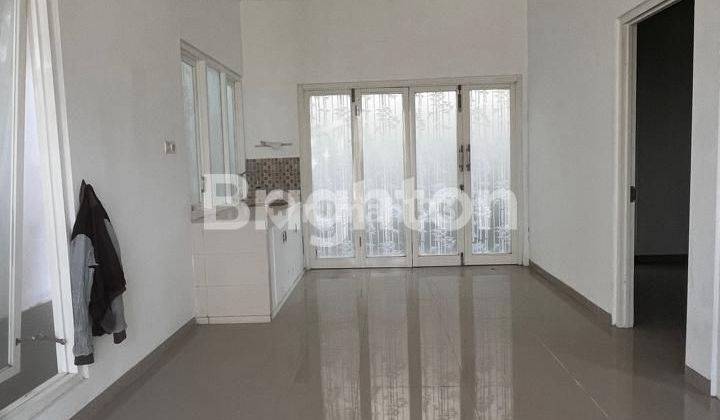 Villa Cantik 2 Lantai dekat Jatim Park 3 Kota Batu 2