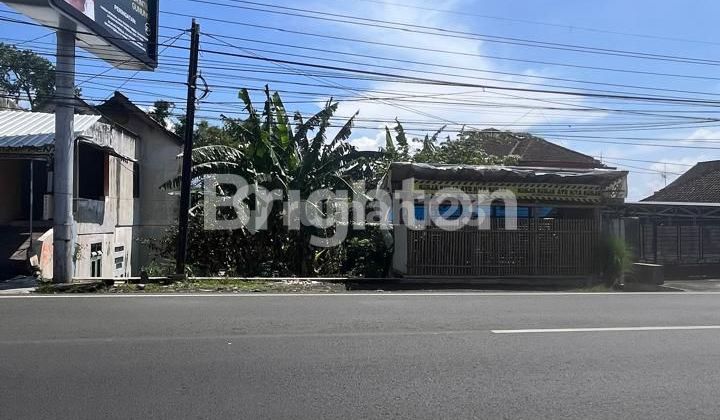 Prime Land by the Main Road in Batu