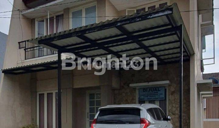 Rumah 2 lt plus furnished mewah kota Batu  1