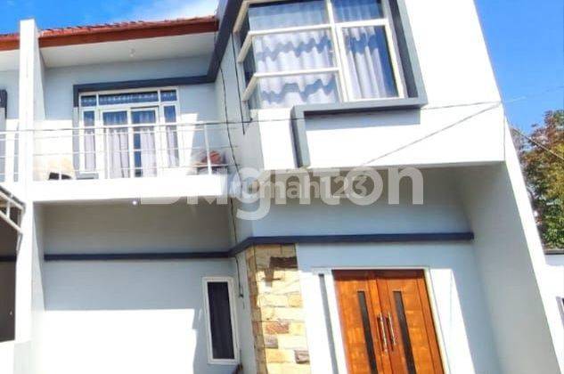 Rumah / Villa 2 Lantai Batu Malang 1
