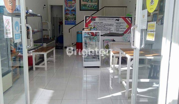 Ruko 2 lantai di kawasan belanja bunga  sidomulyo kota Batu 2