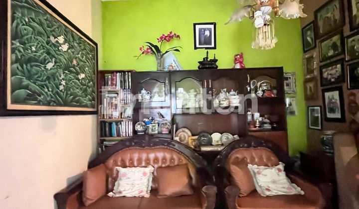 Rumah Asri 2 Lantai Jalan Sareh Kota Batu 2