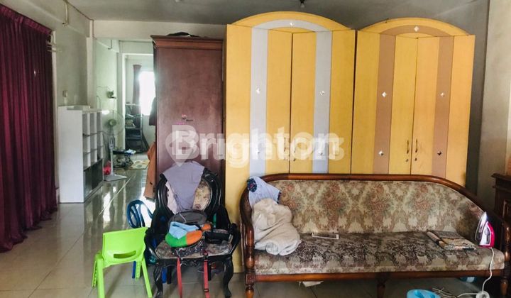 Bangunan 3 Lantai Depan Hotel Montana Malang 2