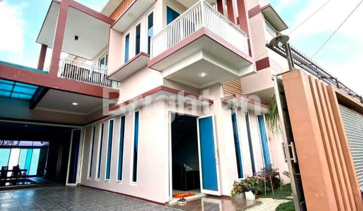 Villa Dengan Kolam Renang di Area Wisata Oro Oro Ombo!