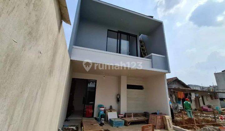 Rumah 2 Lantai, 5 Menit Ke Tol Pondokgede, Bisa Dp 0% 1