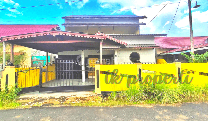 Disewa Rumah Secondary Murah Dan Strategis. Lokasi di Paris 2,l, Pontianak Kota Ed  1