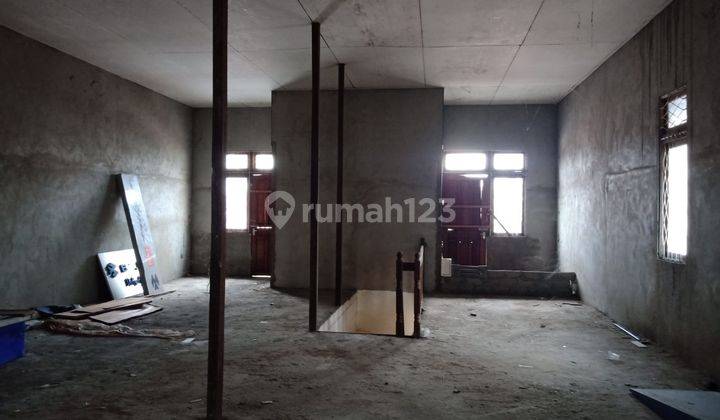 Disewa Ruko Luas Kawasan Padat Penduduk Jl.alianyang Pontianak Kalimantan Barat ak  3