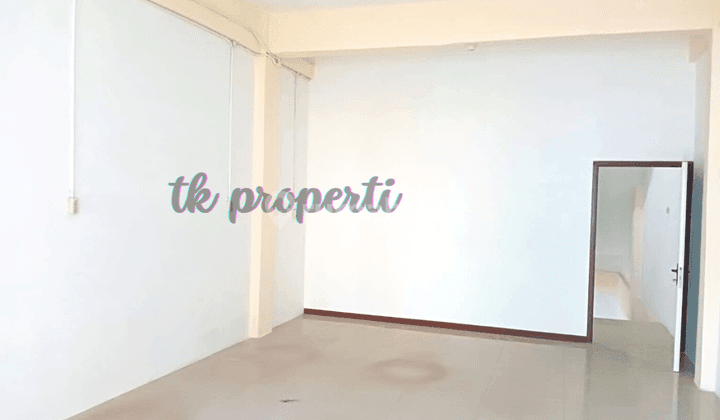 Ruko Cakep Area Kawasan Bisnis Jl.perdana Pontianak,kalimantan Barat qtm 06  9
