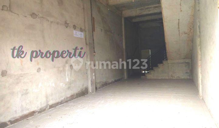 Ruko Cakep Tepi Jalan Raya Lokasi Strategis Jl.ayani 2 Pontianak,kalimantan Barat ak  4