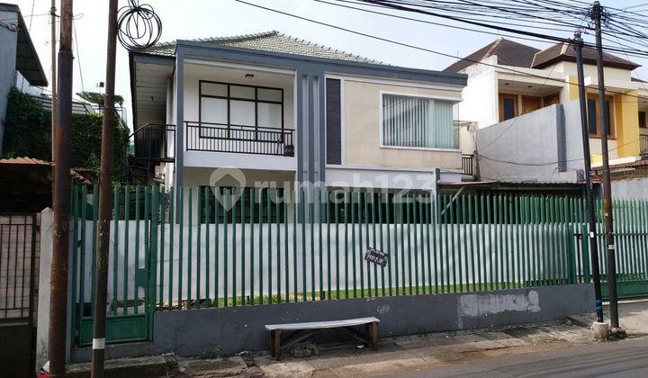 Dijual Cepat Rumah 2 Lantai Area Strategiz