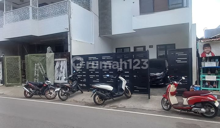 Dijual Rumah Siap Huni Akses 2 Mobil Di Kalibata Jakarta