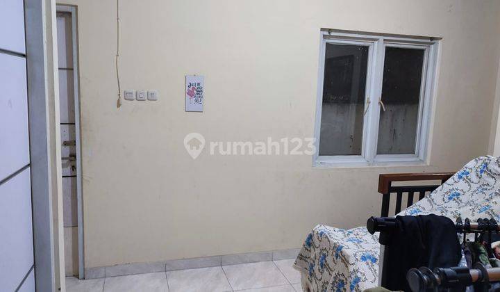 Rumah Bagus 2 Lantai Area Cirendeu Tangerang 4