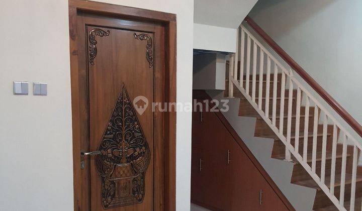 Rumah Bagus Siap Huni One Gate System di Jatinegara Indah 2