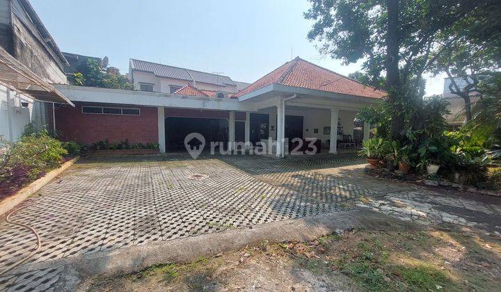 Jual Cepat Rumah Tua dengan Tanah Luas di Kalibata 1