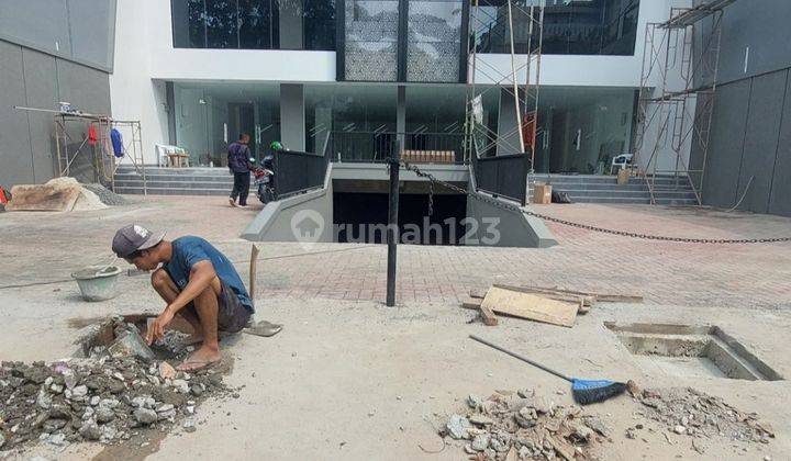 Gedung Baru Siap Pakai di Duren Sawit Jakarta Timur 1