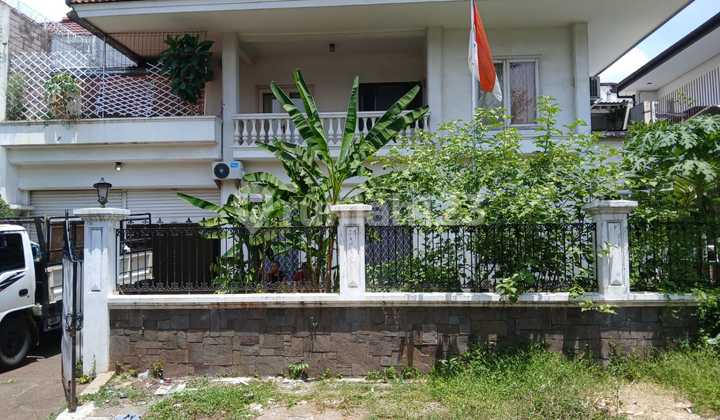 Jual Rumah 2 Lantai Dalam Komplek Di Kebayoran.lama Jakarta