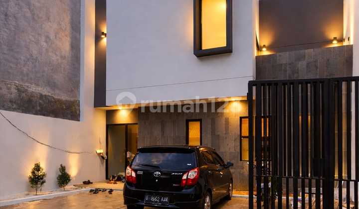 Rumah Minimalis Modern di Tebet Barat Jakarta Selatan