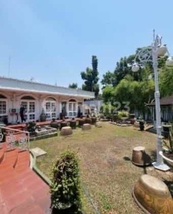 Rumah Dijual Di Area Kebayoran Baru Jakarta Selatan