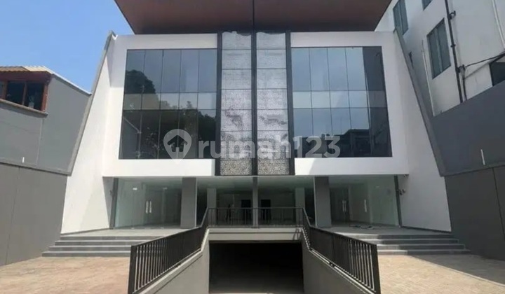 Ready-to-Use Building for Sale in Duren Sawit, East Jakarta Ready-to-Use Building for Sale in Duren Sawit, East Jakarta