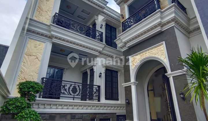 Rumah Baru Luxury Classic Di Jagakarsa Jakarta Selatan