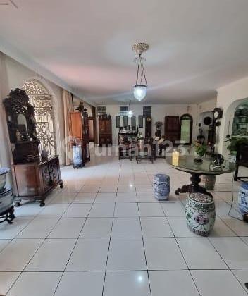 House for Sale in Kebayoran Baru Area, South Jakarta 2