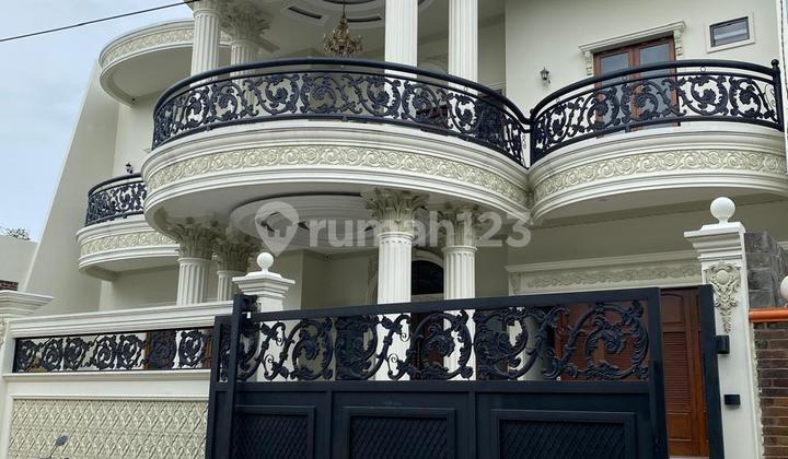 Jual Rumah Mewah Siap Huni di Grand Depok City