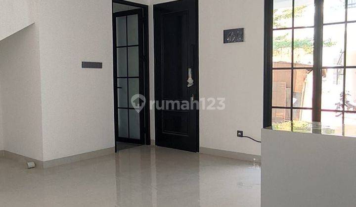 Rumah Mewah Dalam Townhouse Di Pancoran Kalibata Jakarta Selatan 2