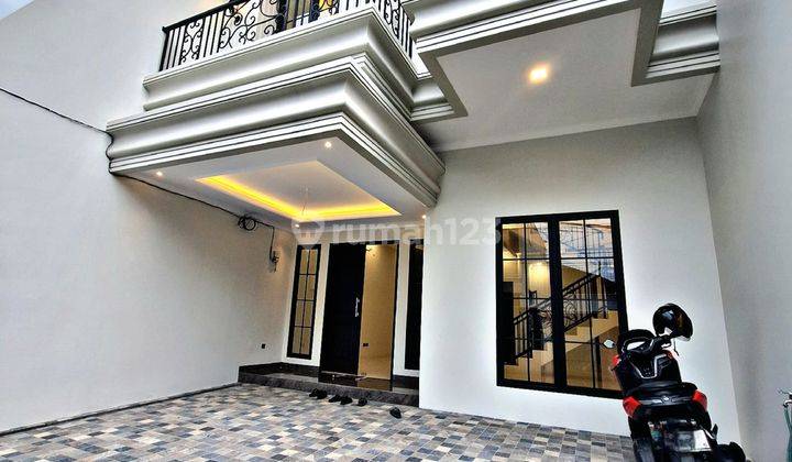 Rumah Lux Modern Classic Dalam Komplek Pondok Bambu Jakarta Timur 1