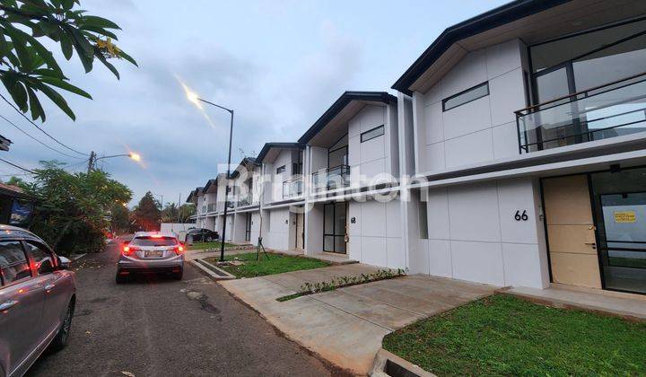 Rumah Cantik 2 Lantai Siap Huni Dalam Cluster Cendana Marq Lippo Karawaci Tangerang 1