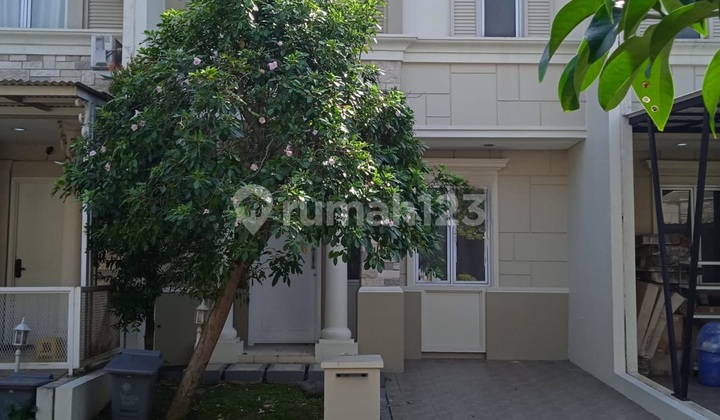 Nice Fully Furnished House in Vanya Park, BSD Nice Fully Furnished House in Vanya Park, BSD