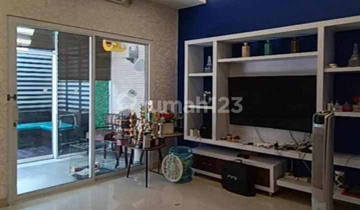 Rumah Bagus Furnished di Paris 2, Pontianak 8
