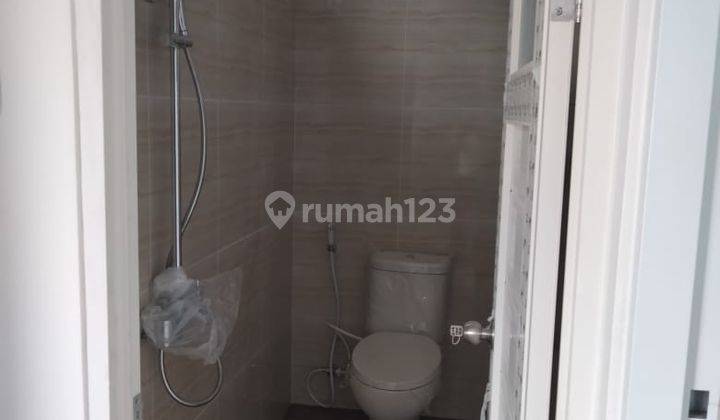 Rumah cantik  dijakarta timur cipinang 9
