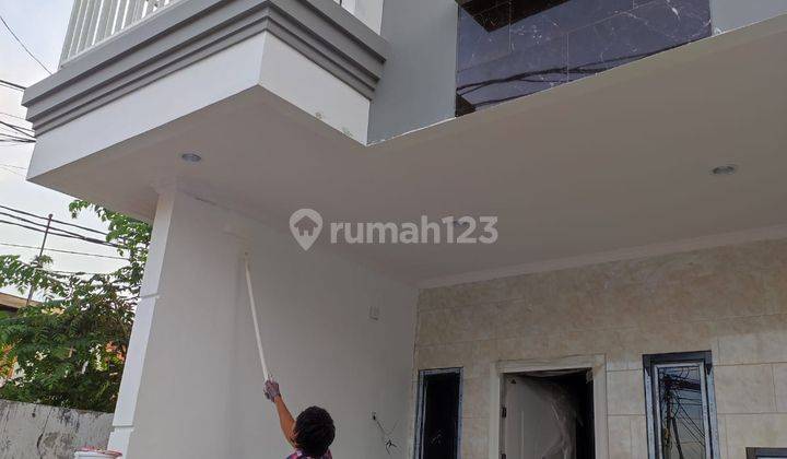 Rumah baru mewah murah dijual di Jl pisangan baru di jakarta timur Jatinegara 4