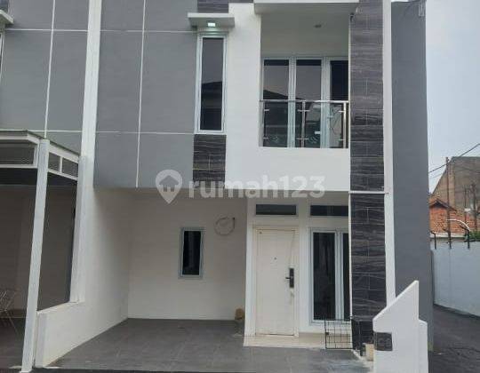 Rumah mewah nyaman di jakarta timur pulo gadung 1