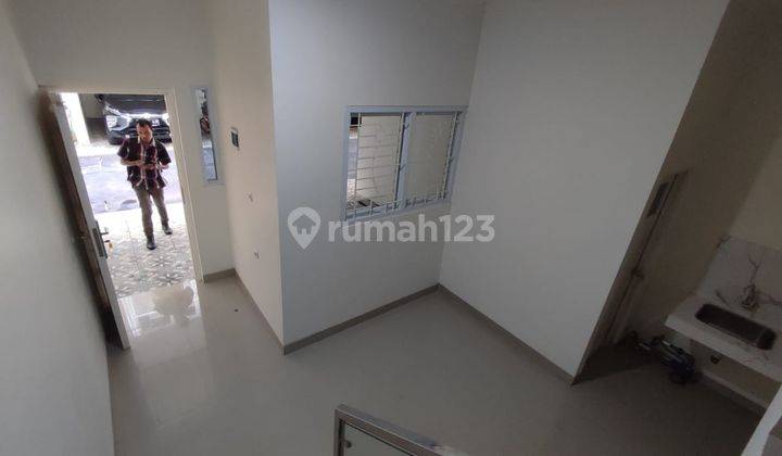 Rumah di jual baru mewah nyaman di jakarta timur pulo gadung 6