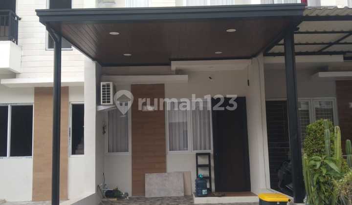 Rumah Mewah 2 Lantai Nempel Jakarta Selatan, - Jakarta Barat - Bintaro - Pondok Indah - Bandara Soetta Rumah Mewah 2 Lantai Nempel Jakarta Selatan, - Jakarta Barat - Bintaro - Pondok Indah - Bandara Soetta