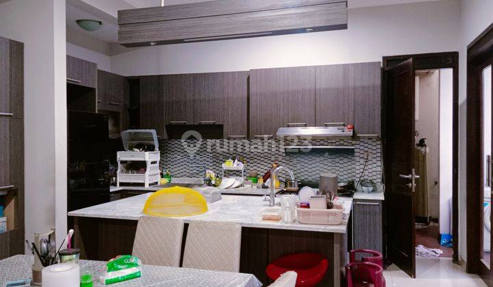 Rumah Nyaman siap huni di Batununggal Semi Furnished SHM  2