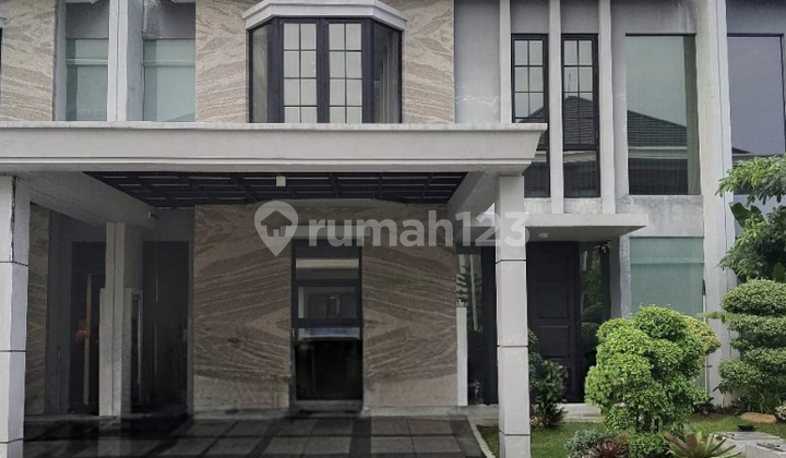 Ready-to-Occupy Fully Furnished House in Pakuwon City Aruba Villa - Grand Island 1