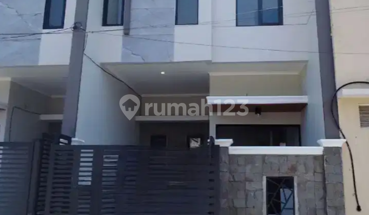Rumah Baru Mulyosari Surabaya Timur 1