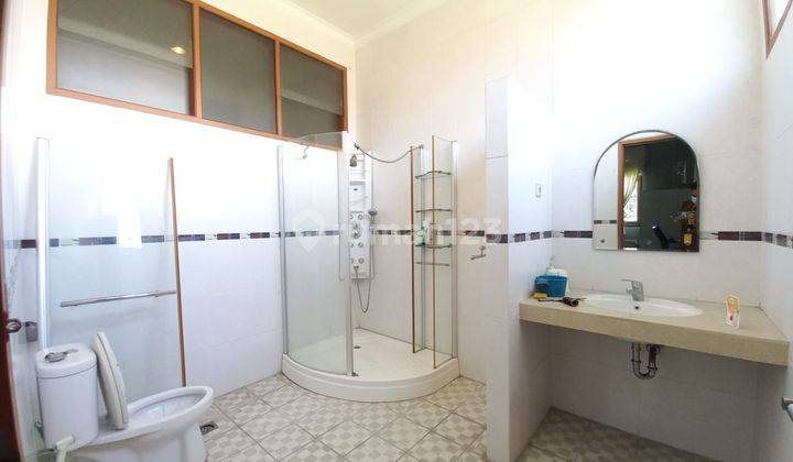BOULEVARD RAYA UTAMA  DI BNR BUKIT NIRWANA RESIDENCE  BOGOR (HALAMAN SANGAT LUAS) 12