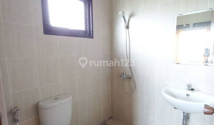 Rumah Boulevard Jalan Kembar di BNR Cluster Grand Harmony 13