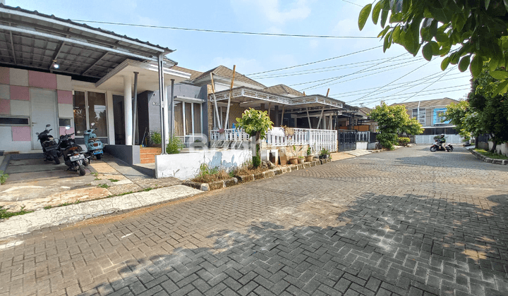 Rumah strategis cluster Charnwood  di Bukit Cimanggu City 2