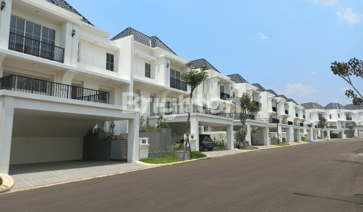 Limited! Rumah view golf & pool di Summarecon Bogor 2