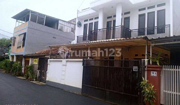 For Rent: Strategic House ±8 Minutes to Pancoran Duren Tiga Health Center, South Jakarta 2