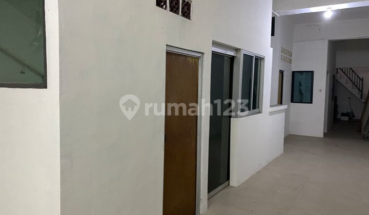 Disewakan Ruko Siap Pakai di Letjend Suprapto Raya (mainroad), JakPus 2