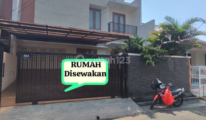 Disewakan Rumah Besar Dikomplek Len Pejaten Cocok Buat Tempat Tinggal Atau Kantor. 1