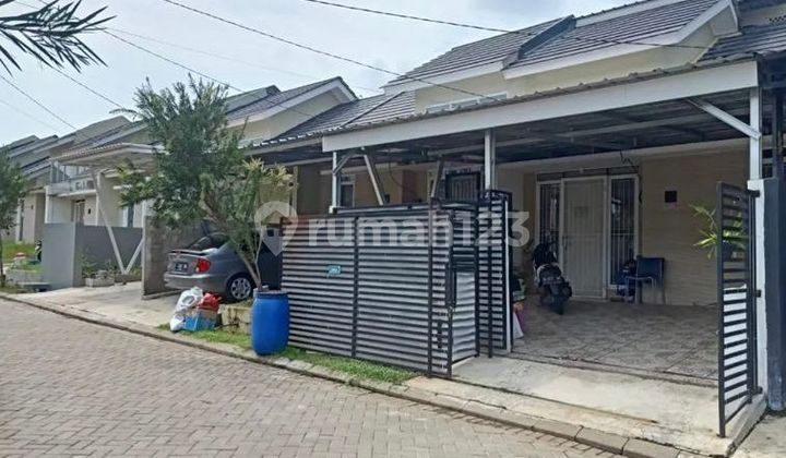 Dijual rumah terawat lokasi di perumahan Citra Indah City bukit salvia 1