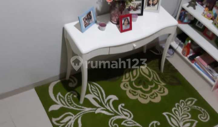 Jual cepat murah Rumah minimalis 3 lantai di cluster Jl. H. Adam Malik Jual cepat murah Rumah minimalis 3 lantai di cluster Jl. H. Adam Malik