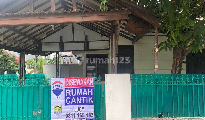 Disewakan Rumah Jatiwaringin Asri 1