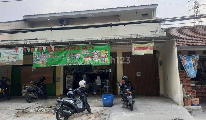 Sewa Kios Strategis di Pinggir Jalan Pramuka, Jakarta Pusat 1